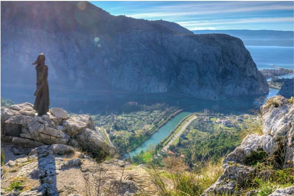 Holiday Home Zvecanje Dış mekan fotoğraf